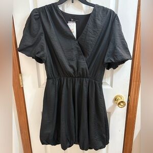 NWT Pretty Garden Black Short Sleeve V-Neck Women’s Dress